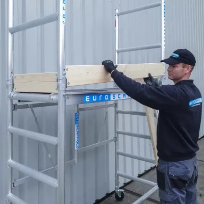 Small mobile aluminum scaffold Compact - 75 cm x 140 cm x 350 cm