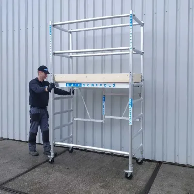 Small mobile aluminum scaffold Compact - 75 cm x 140 cm x 350 cm