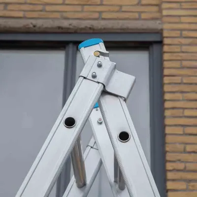 Drabina wygięta dwuelementowa Eurostairs (Euroscaffold) 2 x 9 - wysokość robocza do 5 m