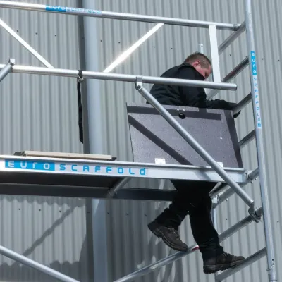 Lešenie 135 cm x 250 cm - pracovná výška 10,2 m + príves