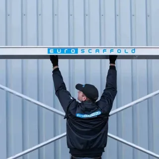 Rusztowanie Euroscaffold Original 135 cm x 190 cm - wysokość robocza 14,2 m