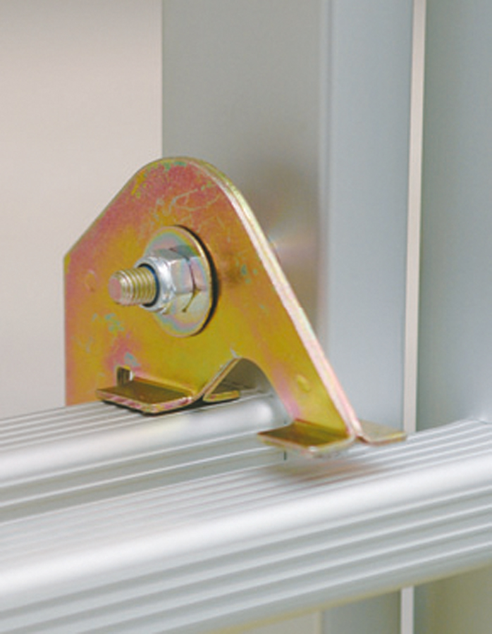 RJ 200 R - Zabezpieczenie przed opadaniem